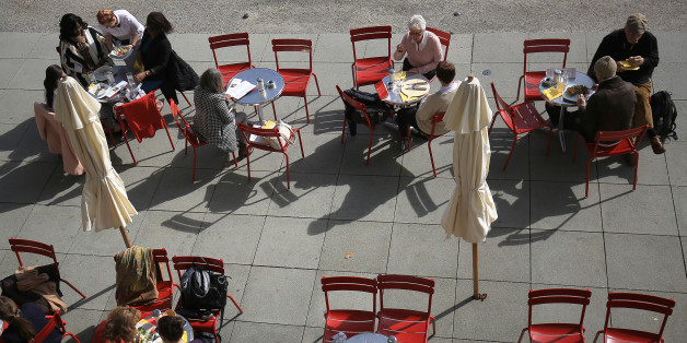 Café in NRW wird Schauplatz einer brutalen Tat (Symbolfoto)