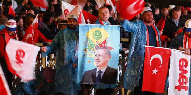 "Beschämend" So reagieren deutsche Politiker auf das Türkei-Referendum