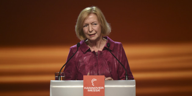 Bildungsministerin Wanka will Anteil von Migranten in Schulklassen begrenzen