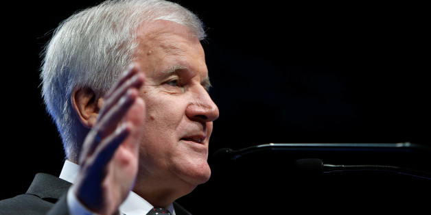 Seehofer kündigt im CSU-Vorstand an: Ich will weitermachen
