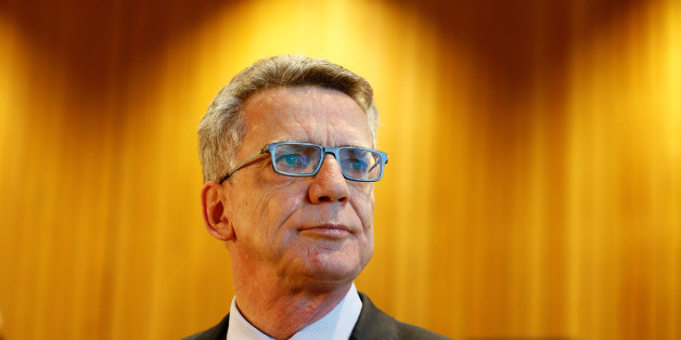 German interior minister Thomas de Maiziere faces a parliamentary inquiry following the mass sexual attacks in Cologne on New Year's Eve at the federal parliament of North Rhine-Westphalia in Duesseldorf, Germany, October 31, 2016. REUTERS/Wolfgang Rattay
