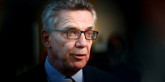 "Peinliche Inszenierung": De Maizière erntet für seinen Vorschlag zur Leitkultur heftige Kritik