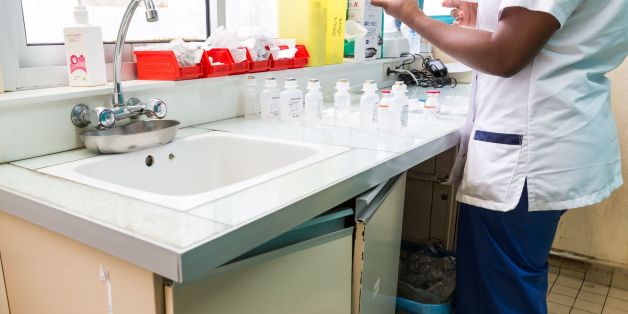 A picture taken on March 31, 2017 shows a nurse preparing medicines at the Centre Hospitalier Andree Rosemont de Cayenne (CHAR) in Cayenne. / AFP PHOTO / jody amiet (Photo credit should read JODY AMIET/AFP/Getty Images)