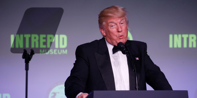 Ökonom: Deutsche könnten bald weniger Steuern zahlen - wegen Trump