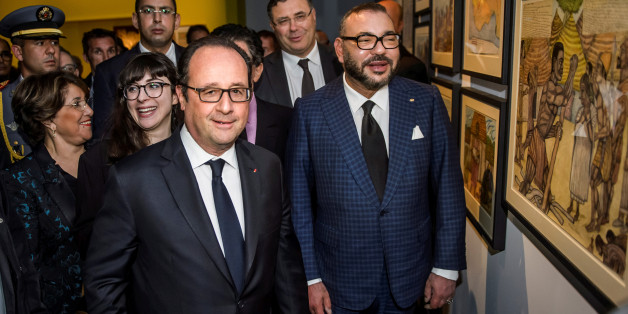 France's President Francois Hollande and King Mohammed VI of Morocco visit the Treasure of Islam exhibition at the Arab World Institute in Paris, France, May 6, 2017. REUTERS/Christophe Petit Tesson/Pool