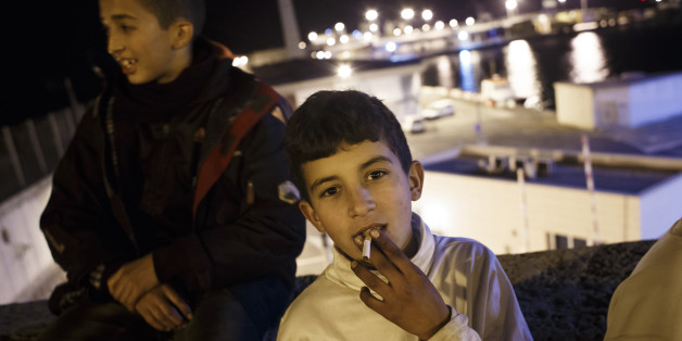 Un jeune marocain clandestin dans l'enclave espagnole de Melilla