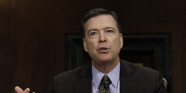 Der ehemalige FBI-Chef versteckte sich bei seinem ersten Treffen mit US-Präsident Donald Trump hinter den Vorhängen