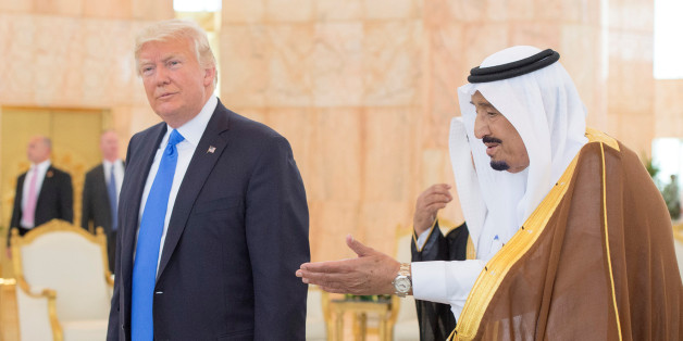Saudi Arabia's King Salman bin Abdulaziz Al Saud welcomes U.S. President Donald Trump during a reception ceremony in Riyadh, Saudi Arabia, May 20, 2017. Bandar Algaloud/Courtesy of Saudi Royal Court/Handout via REUTERS ATTENTION EDITORS - THIS PICTURE WAS PROVIDED BY A THIRD PARTY. FOR EDITORIAL USE ONLY.