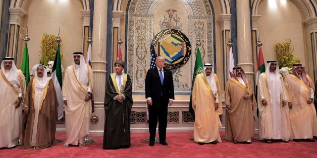 US President Donald Trump (C) and Saudi's King Salman bin Abdulaziz al-Saud (C-R) pose for a picture with leaders of the Gulf Cooperation Council in Riyadh on May 21, 2017. / AFP PHOTO / MANDEL NGAN (Photo credit should read MANDEL NGAN/AFP/Getty Images)