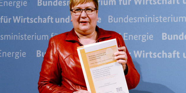 "Entbehrt jeder Grundlage": "Welt"-Journalist kritisiert Rechtsextremismus-Studie - Institut wehrt sich vehement