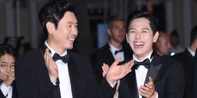 CANNES, FRANCE - MAY 24: (L-R) Actors Kyoung-gu Sul and Yim Si-wan attend the 'The Merciless (Bulhandang)' screening during the 70th annual Cannes Film Festival at Palais des Festivals on May 24, 2017 in Cannes, France. (Photo by Dominique Charriau/WireImage)