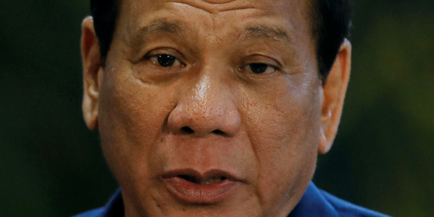 Philippine President Rodrigo Duterte speaks during a news conference at the Ninoy Aquino International Airport in Paranaque, Metro Manila, Philippines May 24, 2017. REUTERS/Erik De Castro