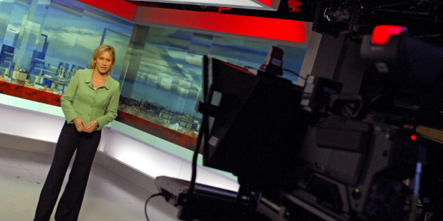 Newsreader and presenter Sophie Raworth on the set of the BBC One O'Clock News, 22/02/2007. (Photo by Jeff Overs/BBC News & Current Affairs via Getty Images)