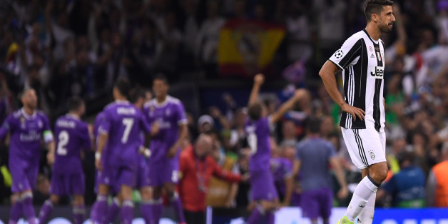 CARDIFF, WALES - JUNE 03: Sami Khedira of Juventus looks dejected after Real Madrid fourth goal during the UEFA Champions League Final between Juventus and Real Madrid at National Stadium of Wales on June 3, 2017 in Cardiff, Wales. (Photo by Alex Caparros - UEFA/UEFA via Getty Images)