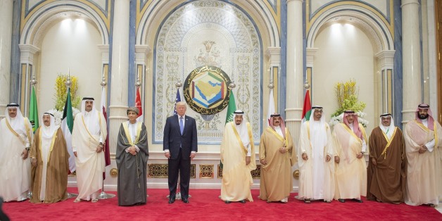 RIYADH, SAUDI ARABIA - MAY 21 : (----EDITORIAL USE ONLY MANDATORY CREDIT - 'BANDAR ALGALOUD / SAUDI ROYAL COUNCIL / HANDOUT' - NO MARKETING NO ADVERTISING CAMPAIGNS - DISTRIBUTED AS A SERVICE TO CLIENTS----) U.S. President Donald Trump (5th L), Deputy Prime Minister of the Sultanate of Oman, Sayyid Fahd bin Mahmoud al Said (4th R), Emir Of Qatar Sheikh Tamim bin Hamad Al Thani (3rd L), King of Bahrain Hamad bin Isa Al Khalifa (5th R), Kuwaiti Emir Sheikh Jaber al-Ahmad al-Sabah (2nd L), King of Saudi Arabia, Salman bin Abdulaziz Al Saud (6th R), Saudi defence minister and Deputy Crown Prince Mohammed bin Salman (R), Secretary general of the Gulf Cooperation Council (GCC), Abdullatif bin Rashid Al Zayani (L), Saudi Arabian Crown Prince Mohammed bin Nayef bin Abdul Aziz Al-Saud (3rd R) pose for a family photo after the U.S. - Gulf Summit at King Abdul Aziz International Conference Center in Riyadh, Saudi Arabia May 21, 2017.
(Photo by BANDAR ALGALOUD / SAUDI ROYAL COUNCIL / HANDOUT/Anadolu Agency/Getty Images)