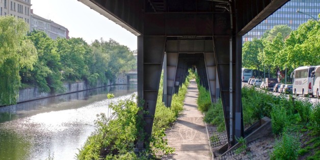 Der Raum unter der U-Bahn-Linie 1 in Berlin ist nutzlos - doch eine Initiative hat eine grandiose Idee