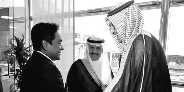 À gauche, Abdulla Yameen Abdul Gayoom, le président des Maldives lors du sommet économique de Ryad, les 20 et 21 mai 2017