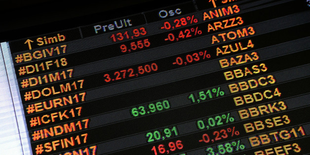 A sharp drop in oil prices robbed the scene in the afternoon and halted what would be the third consecutive day of high in the Brazilian stock market. Without investing the political crisis of the radar, the Bovespa Index rose 1.16% in the morning, but reversed the trend and fell 0.78% in the afternoon, influenced to a large extent by the oil losses.But JBS shares were the highlight of the day, up 22.54%, by far the highest in the Ibovespa portfolio. Pivot of the political crisis, due to the rec