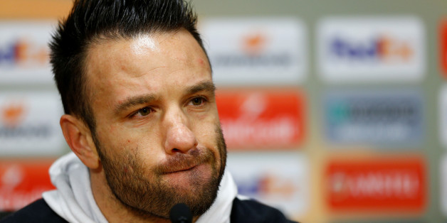 Football Soccer - Olympique Lyon news conference - UEFA Europa League - Amsterdam Arena, Amsterdam, the Netherlands - 02/05/2017 - Olympique Lyon's player Mathieu Valbuena attends a news conference. REUTERS/Michael Kooren