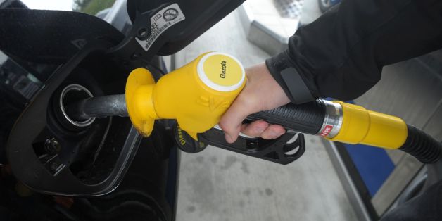 A person pump diesel gasoline on May 29, 2017 at a petrol station in Brest, western France. / AFP PHOTO / FRED TANNEAU (Photo credit should read FRED TANNEAU/AFP/Getty Images)