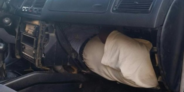 Spanische Exklave Melilla: Migranten durchbrechen Grenzposten mit Auto