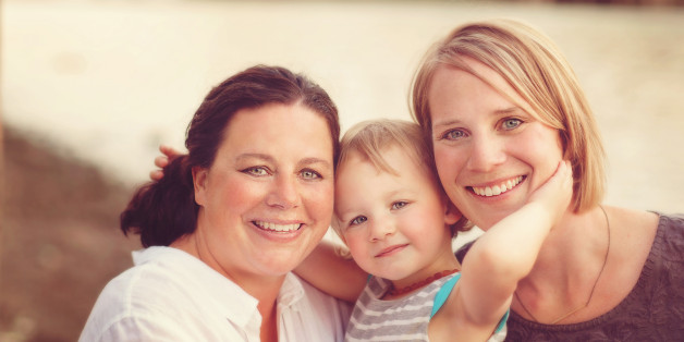 Homosexuelle Paare können bald gemeinsam ein Kind adoptieren