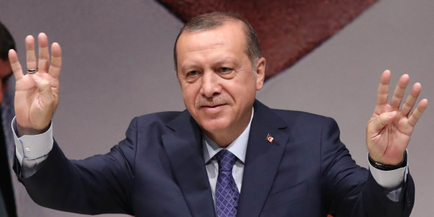 AFP PHOTO / ADEM ALTAN (Photo credit should read ADEM ALTAN/AFP/Getty Images)