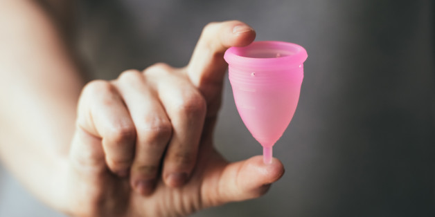 Französische Forscher warnen davor, die Menstruationskappe zu lange in der Vagina zu lassen.