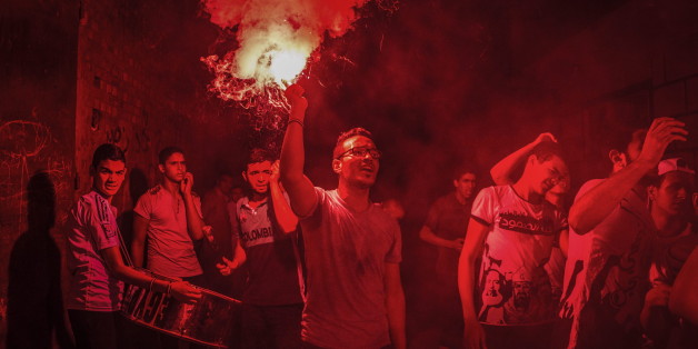 Mitglieder der Muslimbruderschaft demonstrieren am 6.10.2015 in Kairo am zweiten Jahrestag von Zusammenstößen der Bruderschaft mit Sicherheitskräften