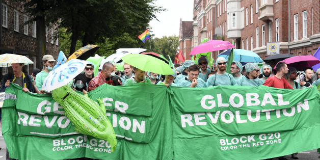 Der grüne Finger steht für die Globale Revolution
