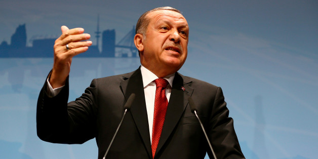 Turkish President Recep Tayyip Erdogan speaks during a news conference to present the outcome of the G20 leaders summit in Hamburg, Germany July 8, 2017. REUTERS/Wolfgang Rattay