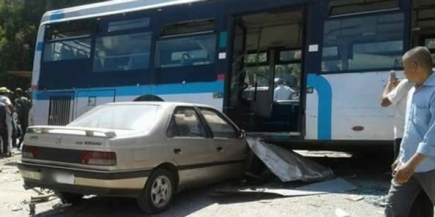 Un mort et une dizaine de blessés dans une collision entre un bus et deux voitures près de Salé. Source: Hespress.com