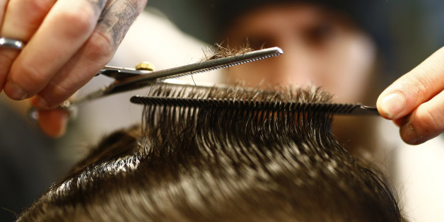 Zwickauer Friseur will Syrer anstellen - dann sorgt ein Schild an der Ladentür für einen Shitstorm