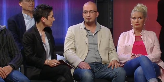 Bruder der in der Türkei inhaftierten Journalistin Mesale Tolu macht der Bundesregierung bei "Dunja Hayali" einen schweren Vorwurf