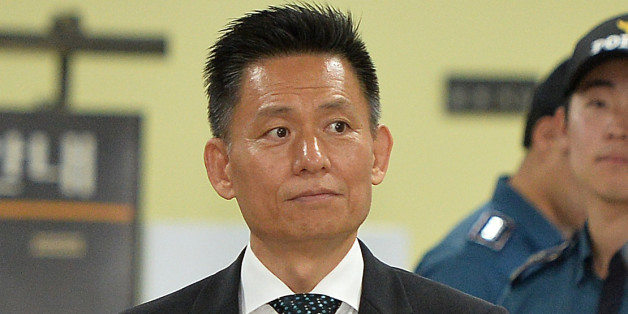 황성수 전 삼성전자 전무가 오전 서울 서초구 서울중앙지방법원에서 열린 이재용 삼성전자 부회장 뇌물공여 등 48회 공판에 출석하고 있다. 2017.7.31