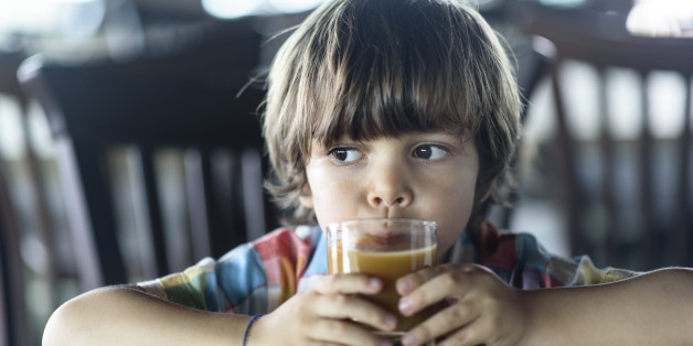 Was mit Kindern passiert, die gezwungen werden, still zu sitzen.