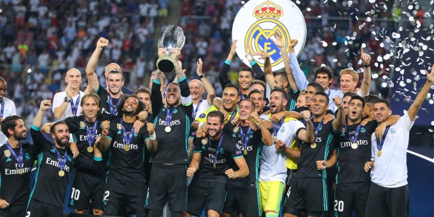 SKOPJE, MACEDONIA - AUGUST 08 : Football Players of Real Madrid raise the trophy after their victory at the end of the UEFA Super Cup final between Real Madrid and Manchester United at the Philip II Arena on August 8, 2017 in Skopje, Macedonia. (Photo by Salih Zeki Fazlioglu/Anadolu Agency/Getty Images)