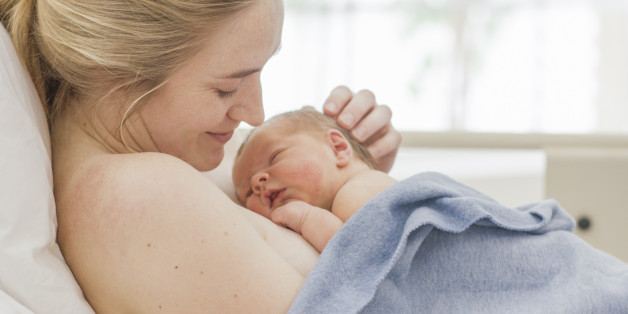 Neurologen zeigen: Die Stimme der Mutter hat einen großen Effekt auf die Entwicklung ihres ungeborenen Babys.