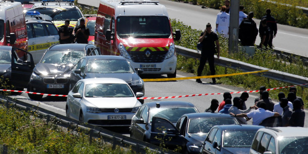 Attaque contre des militaires en région parisienne: le véhicule intercepté, un homme interpellé