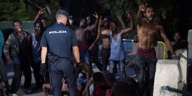 Le 7 août, au moins 186 migrants ont réussi à passer la frontière clandestinement entre le Maroc et Sebta.