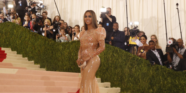 Singer-Songwriter Beyonce Knowles arrives at the Metropolitan Museum of Art Costume Institute Gala (Met Gala) to celebrate the opening of "Manus x Machina: Fashion in an Age of Technology" in the Manhattan borough of New York, May 2, 2016. REUTERS/Lucas Jackson