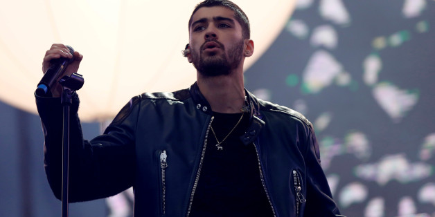Singer Zayn Malik performs during KIIS-FM Wango Tango concert at StubHub Center in Carson, U.S., May 14, 2016. REUTERS/Mario Anzuoni/File Photo
