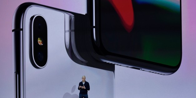 CUPERTINO, CA - SEPTEMBER 12: Apple CEO Tim Cook makes speech during the Apple launch event on September 12, 2017 in Cupertino,California. Apple Inc. unveiled its new iPhone 8, iPhone X, iPhone 8 Plus, and the Apple Watch Series 3 at the new Apple Park campus. (Photo by Qi Heng/VCG via Getty Images)