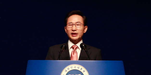 SEOUL, SOUTH KOREA - AUGUST 15: South Korean President Lee Myung-Bak speaks during the 67th Independence Day ceremony at Sejong Art Center on August 15, 2012 in Seoul, South Korea. Korea was liberated from Japan's 35-year colonial rule in 1945. (Photo by Chung Sung-Jun/Getty Images)