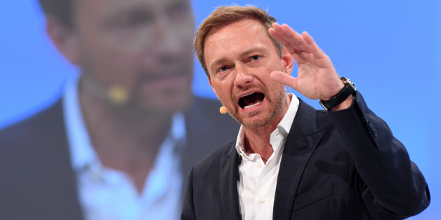"Wir sind ihnen ein halbes Jahr voraus": FDP-Chef Lindner teilt am Parteitag gegen die Grünen aus