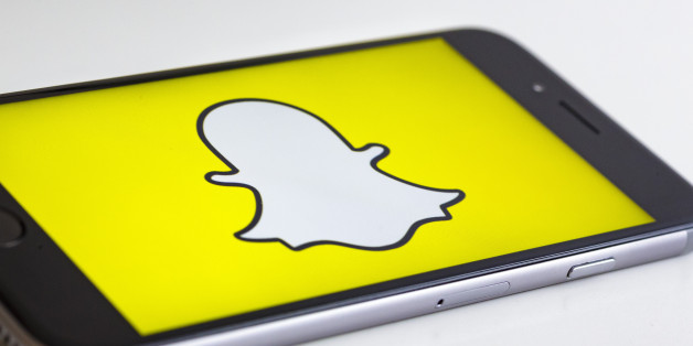 BERLIN, GERMANY - MAY 04: In this photo illustration the logo of Snapchat is displayed on a smartphone on May 04, 2017 in Berlin, Germany. (Photo Illustration by Thomas Trutschel/Photothek via Getty Images)
