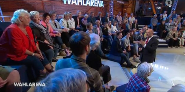 "Wir sind ihnen doch egal": Frau macht Schulz in der ARD schwere Vorwürfe - zwei Minuten später applaudiert sie ihm