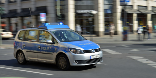 Berliner denkt, die Polizei steht vor der Tür - und begeht einen schweren Fehler
