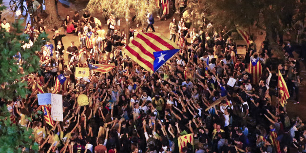 General strike in Catalonia in protest of what happened during the referendum last October 1, in Barcelona, on October 03, 2017. (Photo by Urbanandsport/NurPhoto via Getty Images)