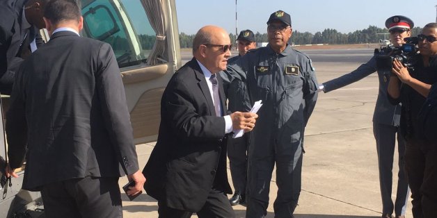 Jean-Yves Le Drian, "inspecteur" des travaux en cours du TGV marocain